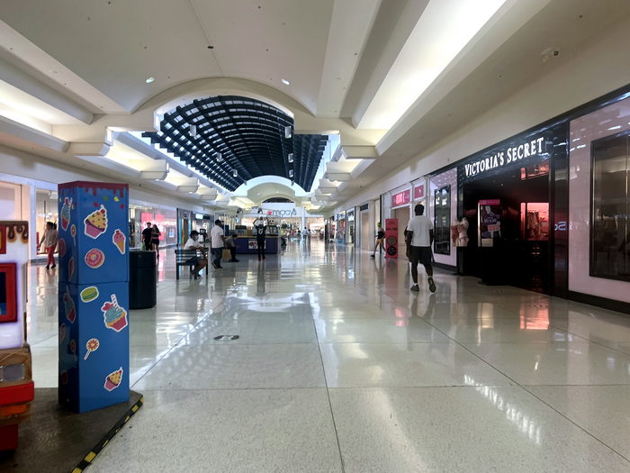 Oakland Mall - July 23 2022 (newer photo)